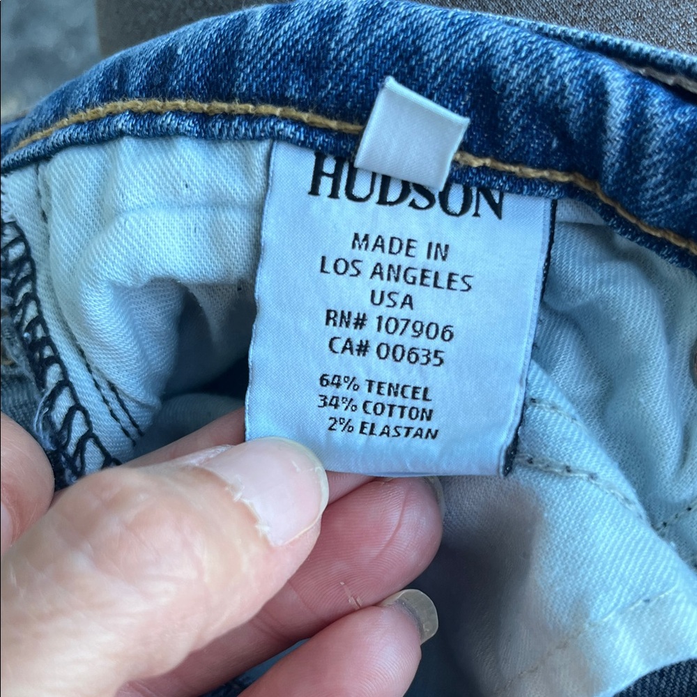 EUC Hudson Jeans Distressed Blue Skinny Jeans - Picture 16 of 16